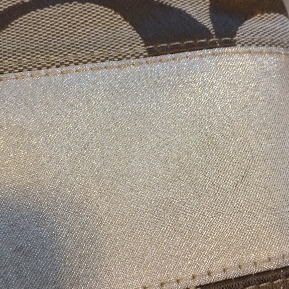 Gold stripe signature coach cross body - Picture 8 of 8